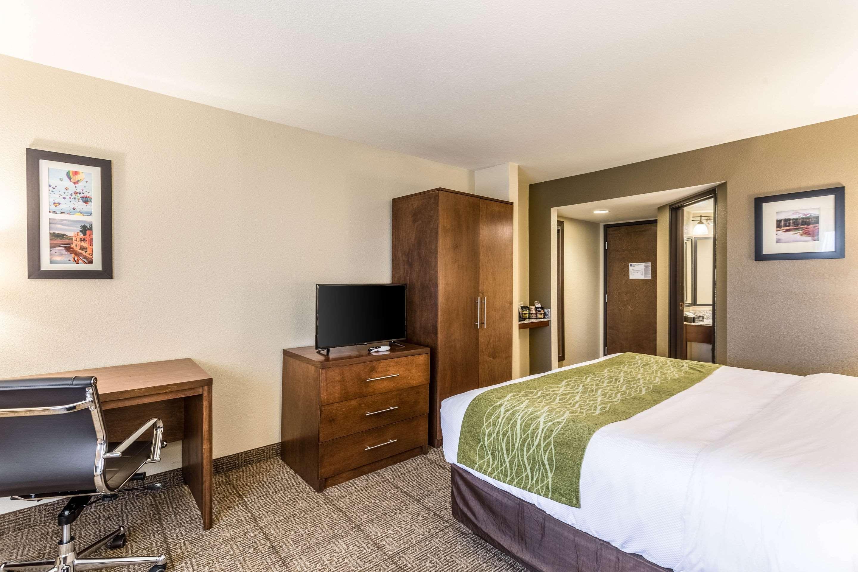 Comfort Inn & Suites Albuquerque Downtown Buitenkant foto